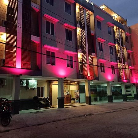 Elti Suites By Bluebookers آنغلوس المظهر الخارجي الصورة