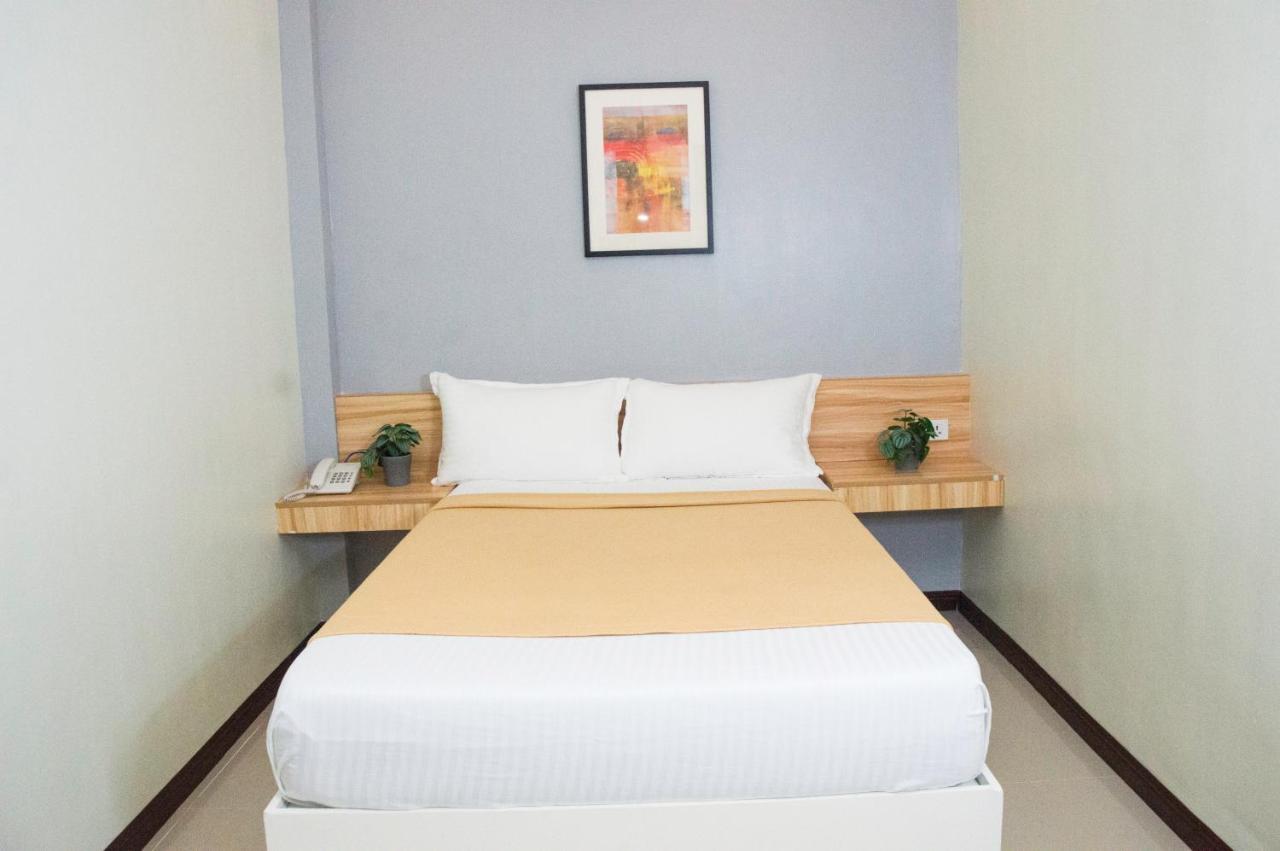 Elti Suites By Bluebookers آنغلوس المظهر الخارجي الصورة