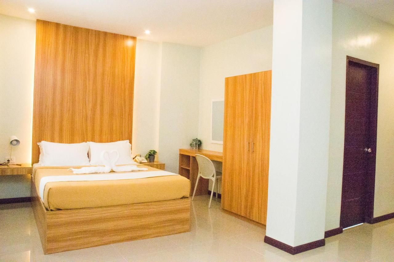 Elti Suites By Bluebookers آنغلوس المظهر الخارجي الصورة